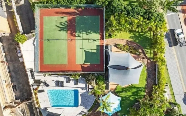 Stylish 3BRM Haven in Surfers Paradise