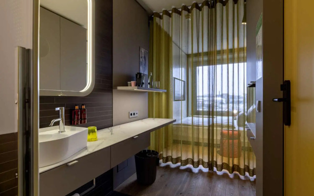 b'mine Duesseldorf