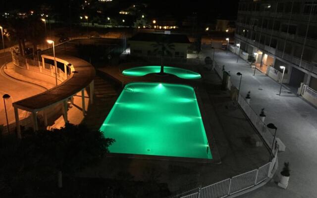 2 dorm.A/A.Vista mar.WiFi.Gym.Sauna.Terraza.Parking.