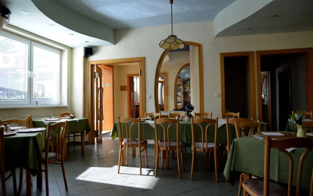 Penzión Agrothermal Bešeňová