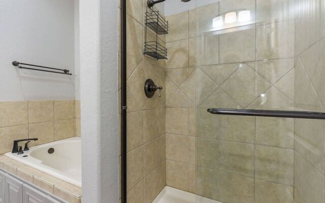 Ozark Mountain Oasis