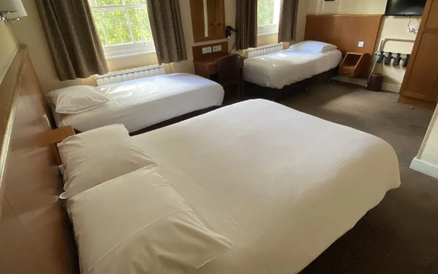 Orchard Hotel