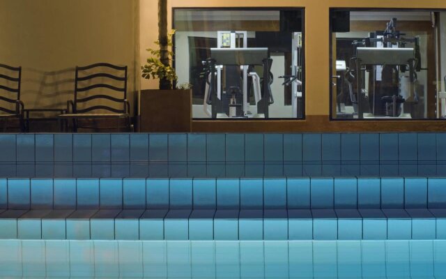 Le Meridien Ogeyi Place