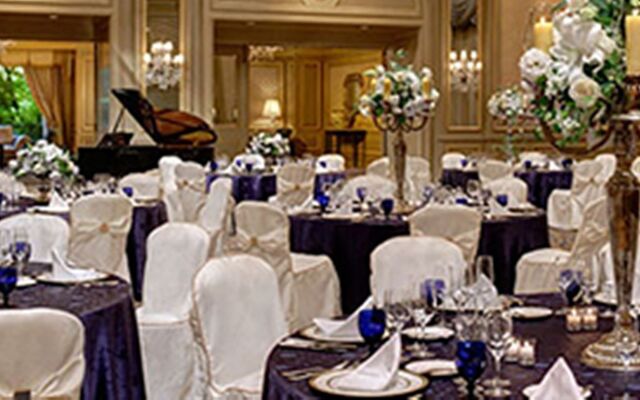 Esperado Lake View Hotel