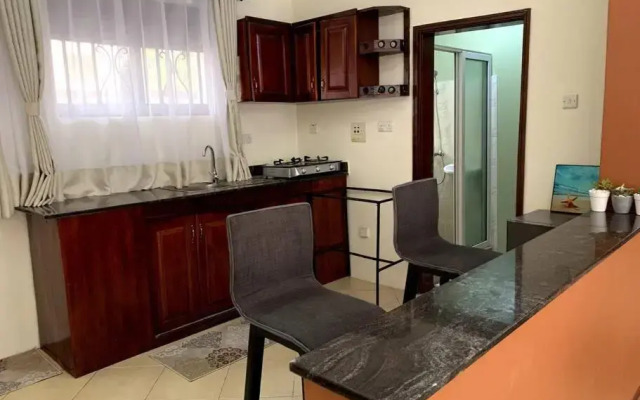 Cozy 2-bedroom Apartment within city limits.