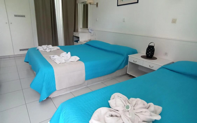 Summer Dream Hotel