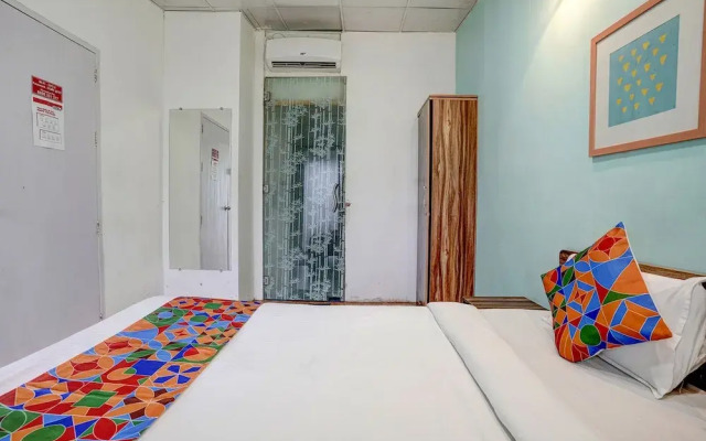 Fabhotel Vardhan House