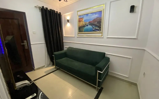 Villa Palazzo Hotel and Apartments