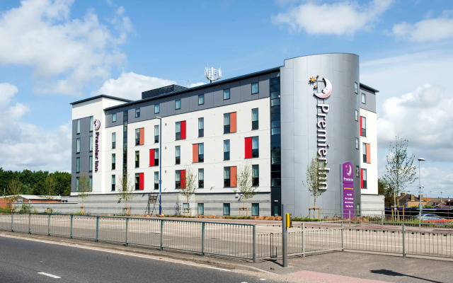 Premier Inn Chatham/Gillingham - Vic Pier