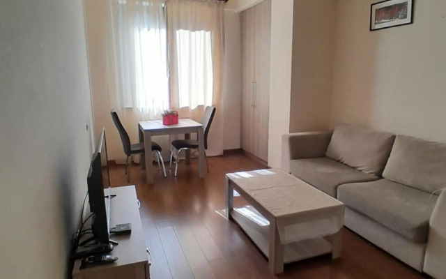 2 room apartment in the centre of yerevan 13sh