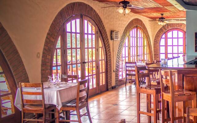 Casa Bahia Hotel