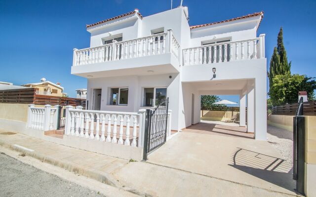 Ayia Thekla 3 Bedroom Villa 33