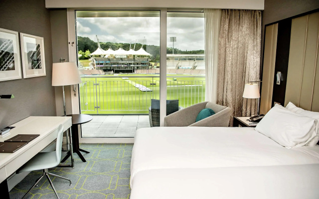 Hilton Southampton - Utilita Bowl