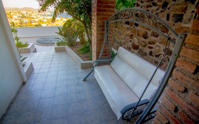 Caracol Peninsula 320 - 3 Br apts