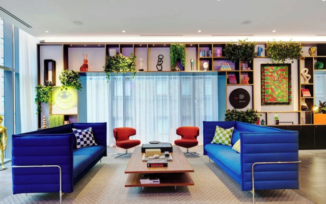 citizenM Chicago Downtown