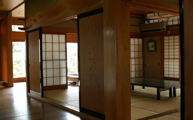 Itaya
