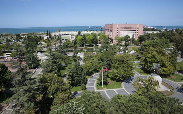 Saren Otel