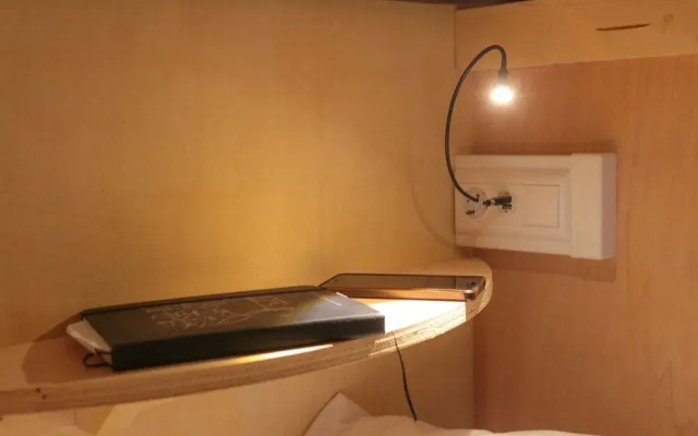 Caminha Hostel & Suites