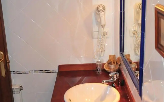 Apartamentos Llugarón