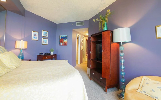 Surfside Resort 00302