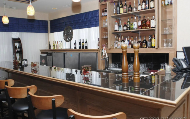 Four Points by Sheraton Toronto Airport East