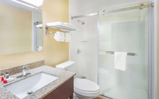 Super 8 by Wyndham Waynesburg