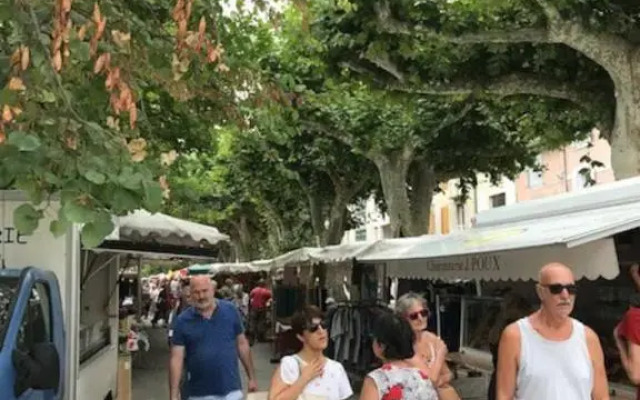 Modern Boulangerie, spacious village house