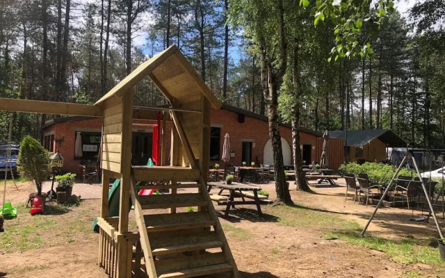 Chalet Near Antwerp & Family Fun at Bobbejaanland