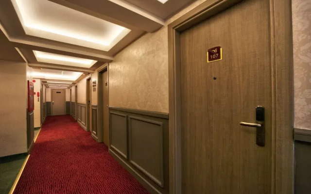 Stargate Hotel&Spa