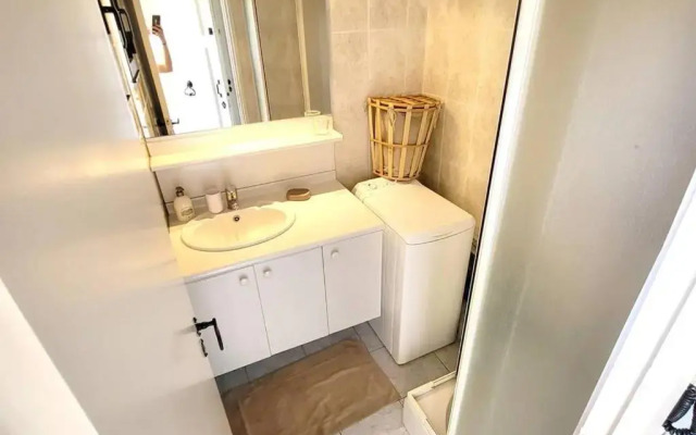 Appartement Six-Fours-les-Plages, 2 pièces, 4 personnes - FR-1-316-157
