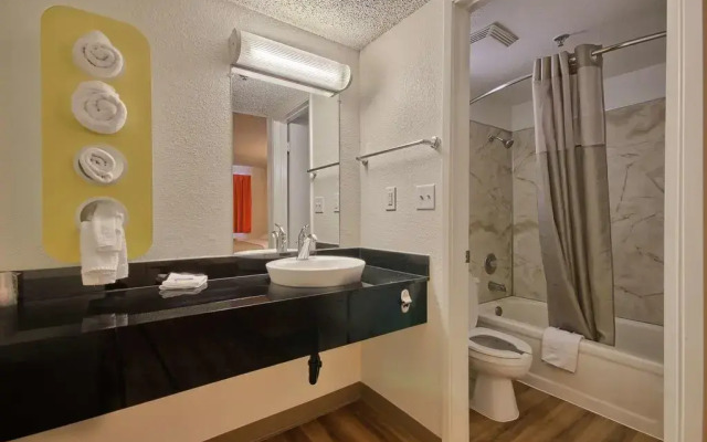 Rodeway Inn