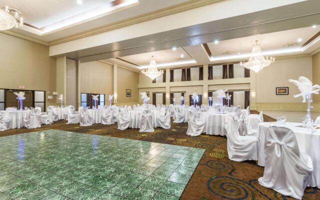 Clarion Hotel & Conference Centre