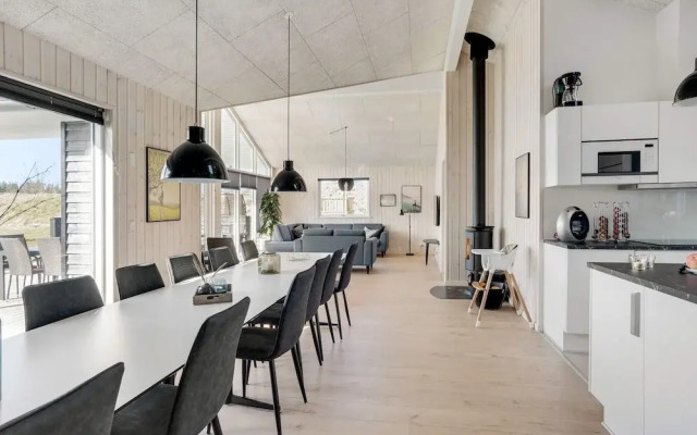 5 Star Holiday Home in Albaek