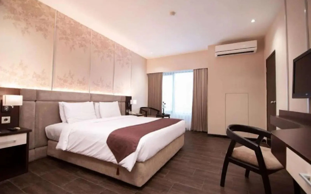 The Sun Hotel Sidoarjo