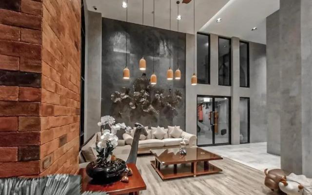 Le Lert Hotel Ratchaburi