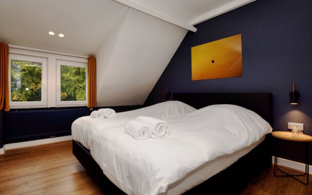 Affluent Holiday Home in Spa with Hot Tub, Garden, Sauna