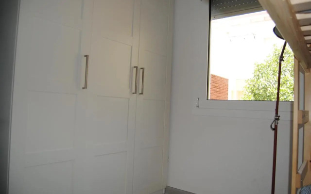 319 - Apart. Estoril