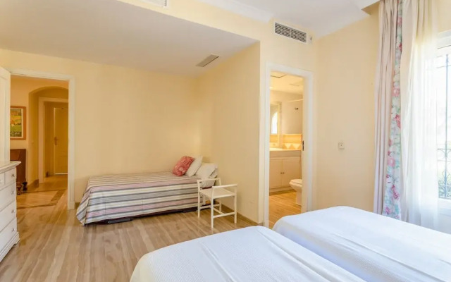 OleHolidays Hacienda Playa junto a Nikki Beach 300m playa