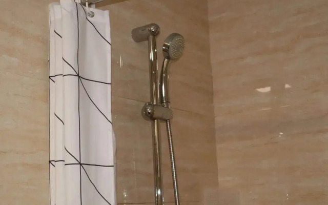 Atrium Fengzhu Homestay