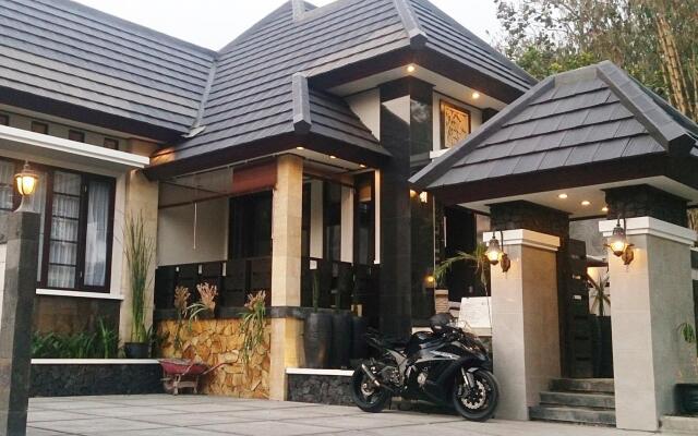 Villa Amaryllis Kaliurang