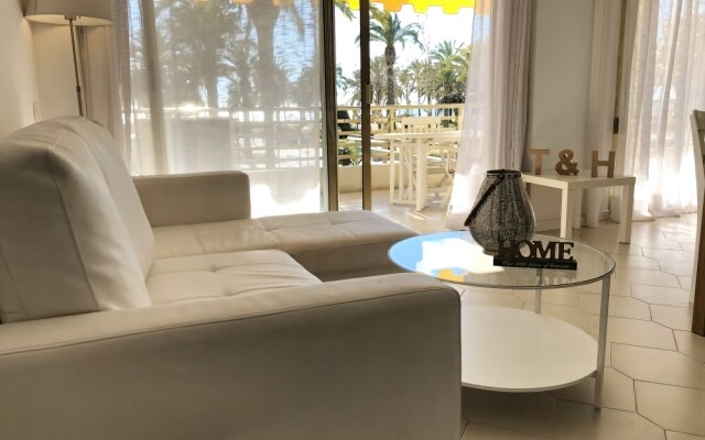 T&H Novelty 114 Family Apartment Salou