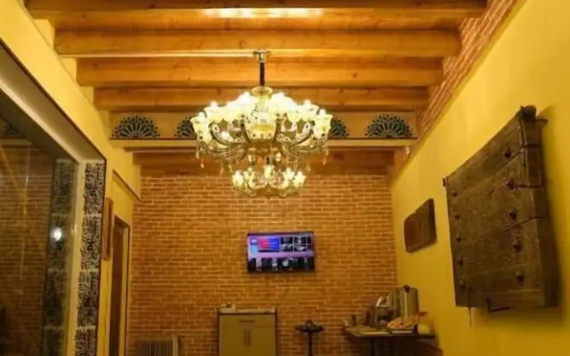Mulberry Hotel