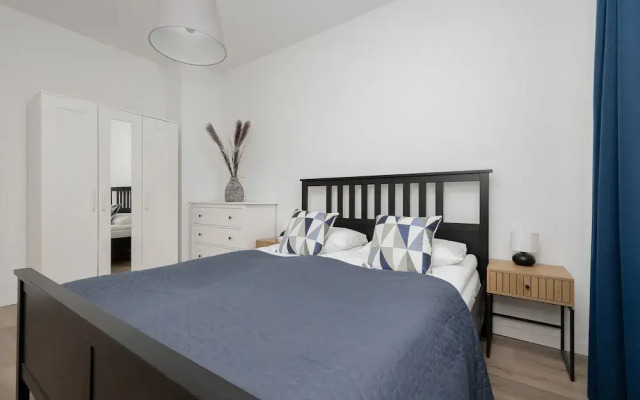 Złoty Potok Apartment Warsaw by Renters