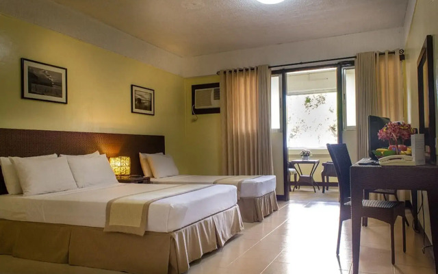 Matabungkay Beach Hotel