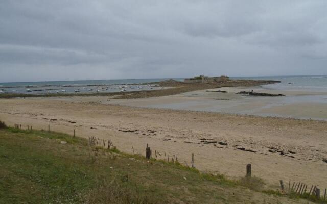 ESCALE à FORT-BLOQUE 56