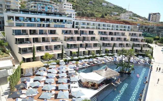 Maritim Marina Bay Resort Spa & Casino