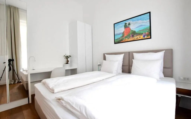 Luxury Apartment by Hi5 - Budapest Broadway