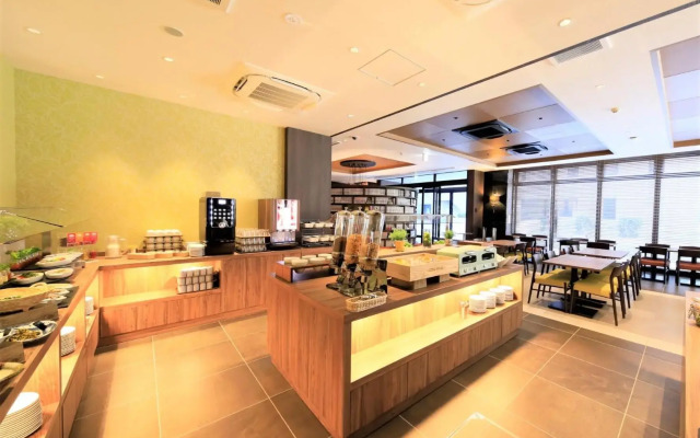 Quintessa Hotel Fukuoka Tenjin Comic & Books