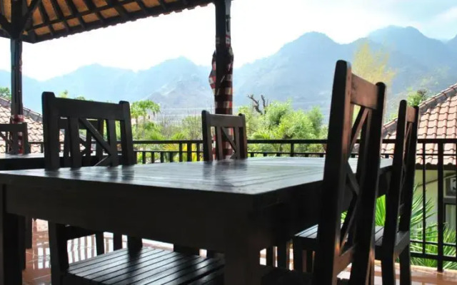 Pondok Lebih Homestay