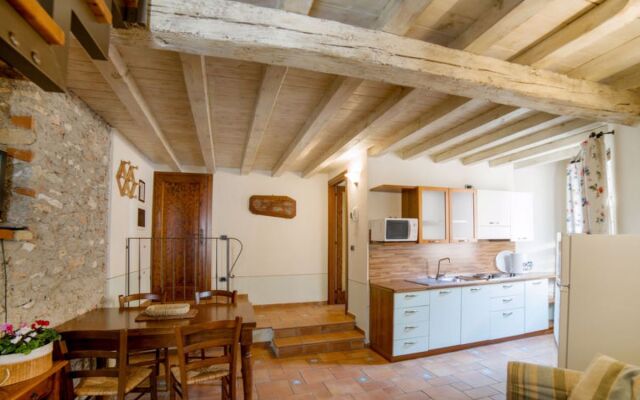 Borgo Alba Chiara 26513